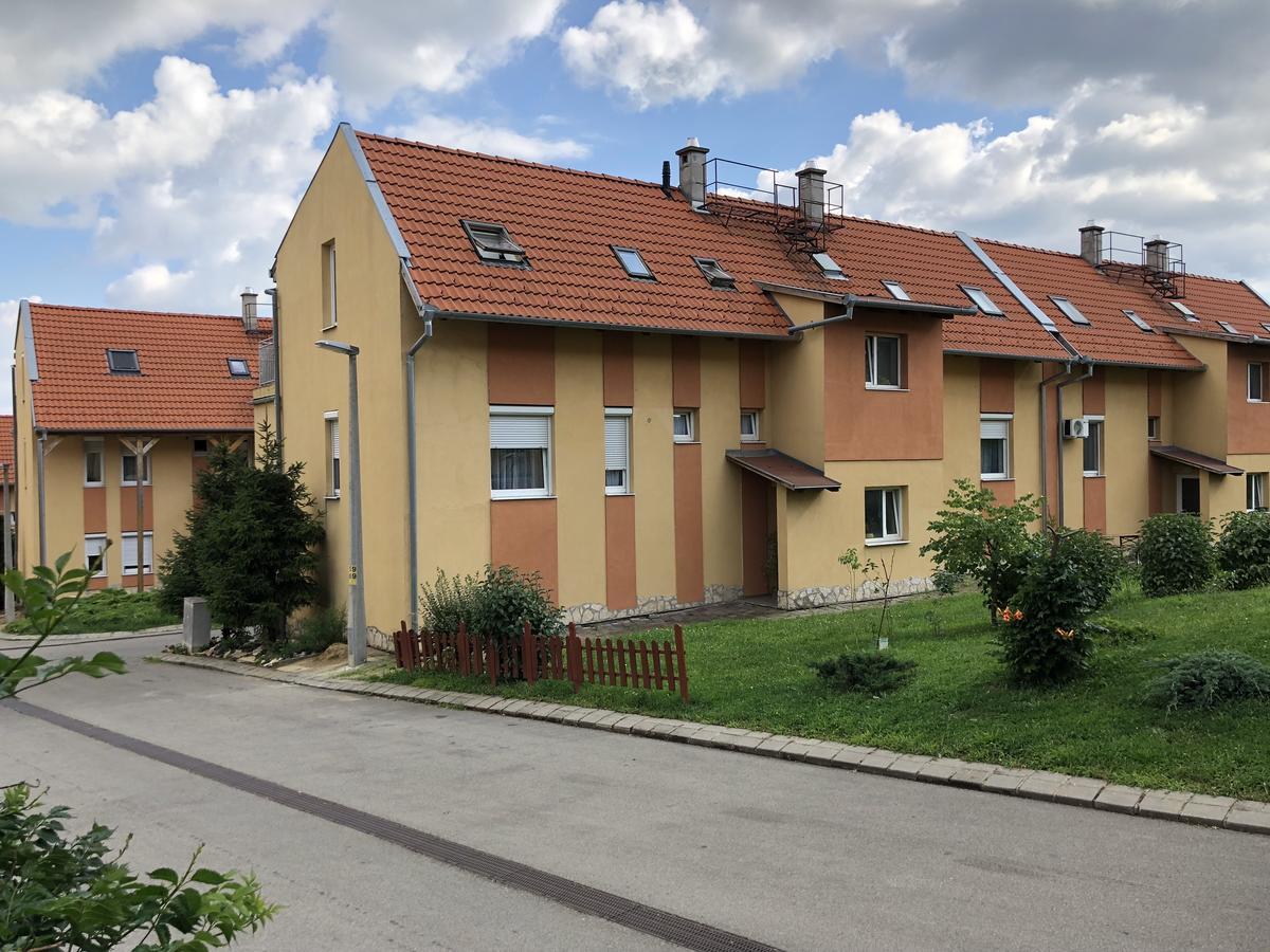 Luxory Home Pécs Zewnętrze zdjęcie